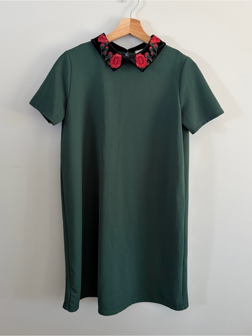 Zara Green Dress with Black Embroidered Collar